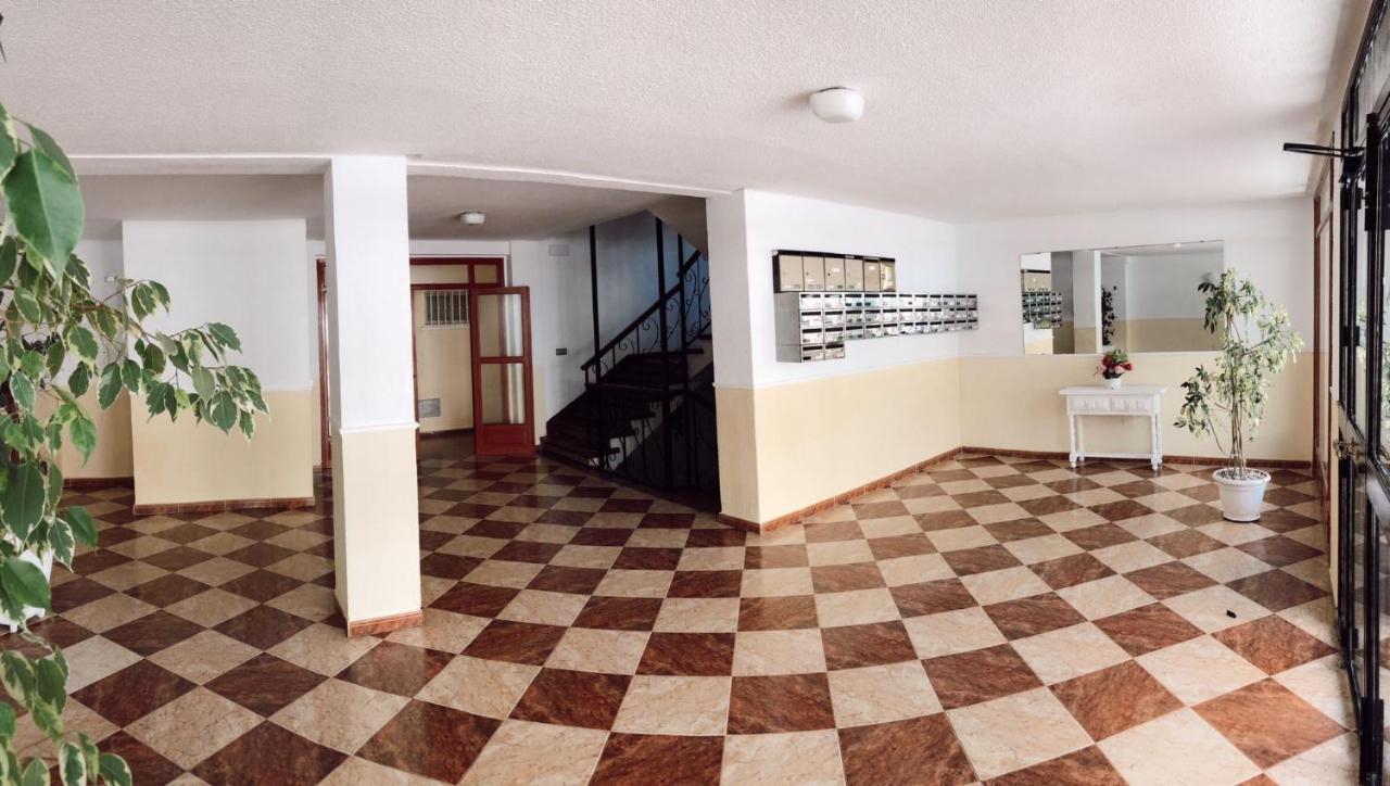 Club Bellavista - Apartamento Con Vistas Al Mar Torremolinos Luaran gambar