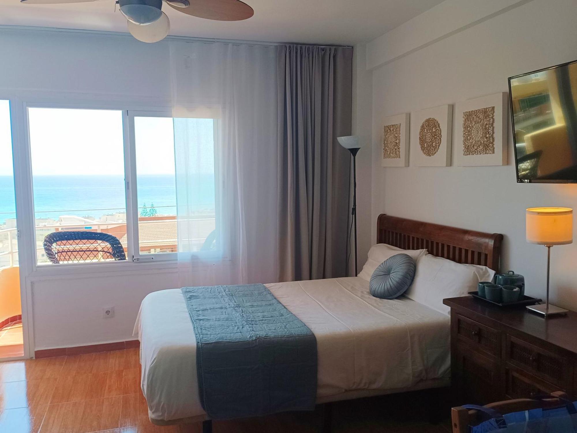 Club Bellavista - Apartamento Con Vistas Al Mar Torremolinos Luaran gambar